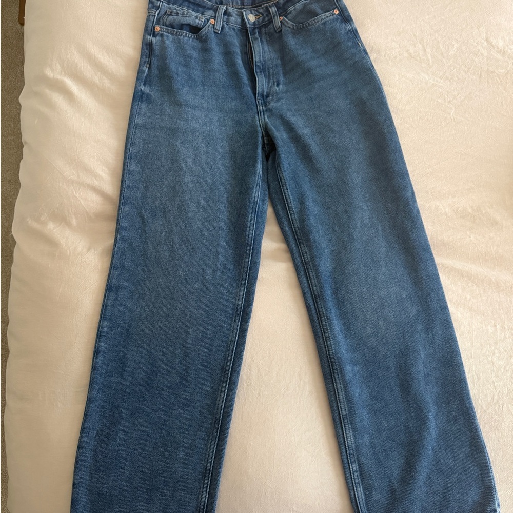 H&M High-Rise Wide-Leg Jeans in Blue Wash
